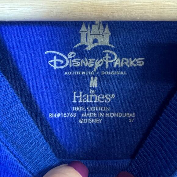 Men’s Disney “I Conquered Its A Small World” T Shirt Size Medium - Picture 3 of 7